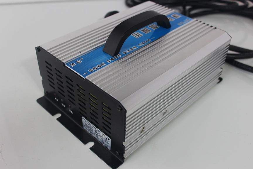 靜安區(qū)銷售上海智能充電機,上海智能充電機