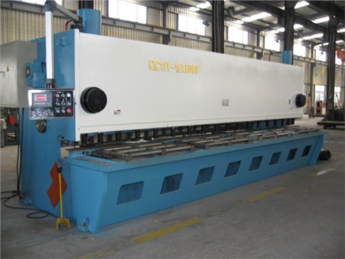 湖北上沖剪板機(jī),剪板機(jī)