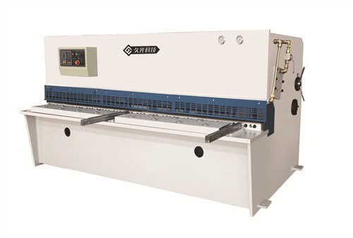 天津20×1800折彎機,折彎機