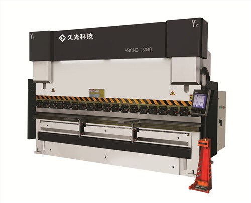 天津20×1800折彎機,折彎機