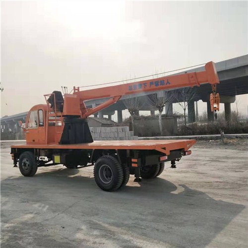 直銷四驅六驅隨車吊免費咨詢,隨車吊