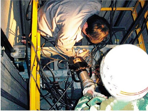 酒店電梯維修哪家好,電梯維修