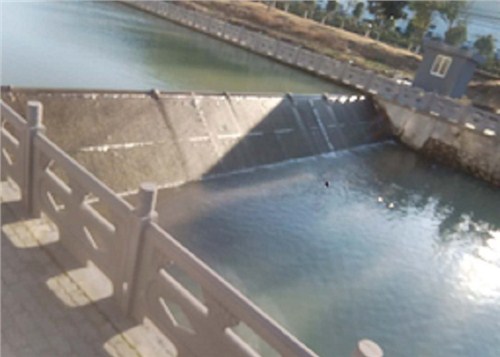 安徽翻板壩廠家,翻板壩