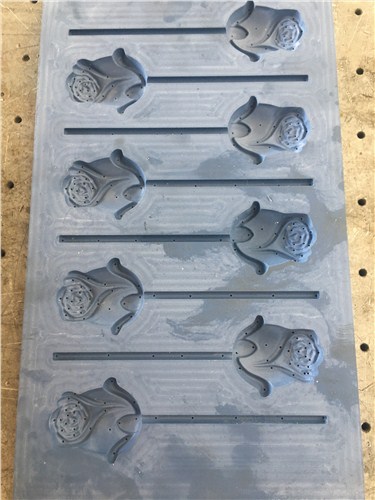 平頂山薄片吸塑模具全國發(fā)貨,薄片吸塑模具