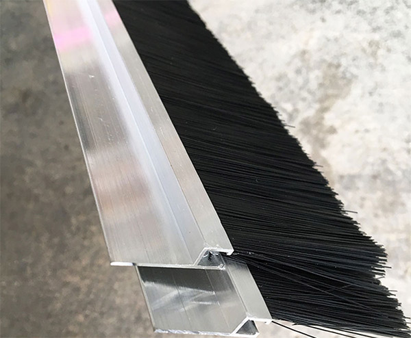 江蘇掃雪刷條刷廠家訂做,條刷